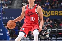 问鼎安卓版 湖人vs快船录像回放 