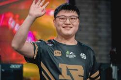 问鼎安卓版包含Uzi迎来二十赛季高光表现，拜仁球迷沸腾！的词条