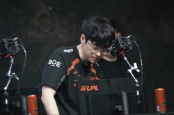 问鼎娱乐手机版Scout新星精彩发挥表现惊艳，TES未来可期！的简单介绍