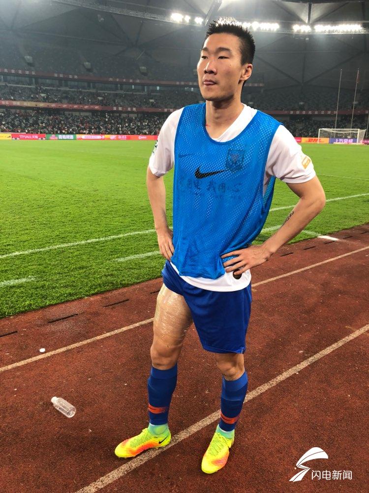 包含夏洛特黄蜂发布备战花絮;集结日伤情更新;亚冠任务艰巨;训练强度明显提升的词条 包含夏洛特黄蜂发布备战花絮;集结日伤情更新;亚冠任务艰巨;训练强度明显提升的词条