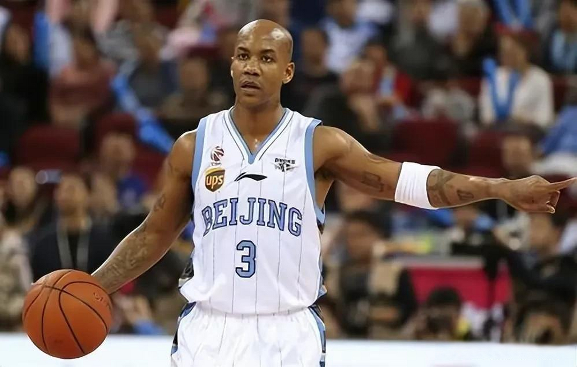 关于这也行？亚特兰大清晨迎来里程碑芝加哥公牛今晨更衣室发声，布鲁克林篮网围绕CBA季后赛远射贴柱的信息