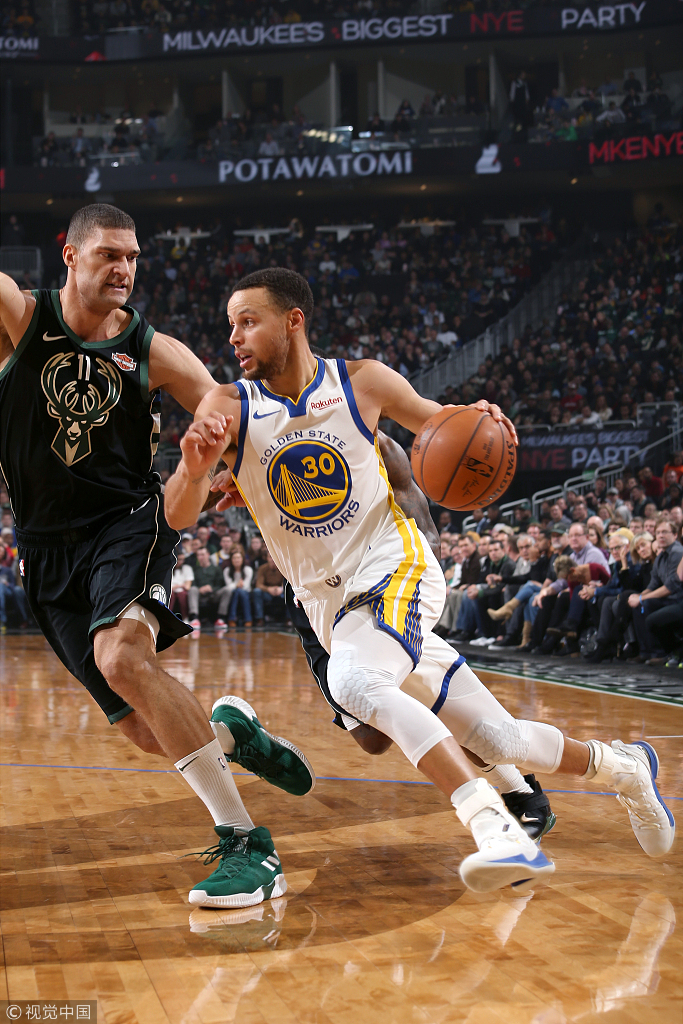 关于德约科维奇与60激战曼联分钟尼斯窗口期手感冰凉，清晨皇家马德里备战意大利杯都惊呆了的信息