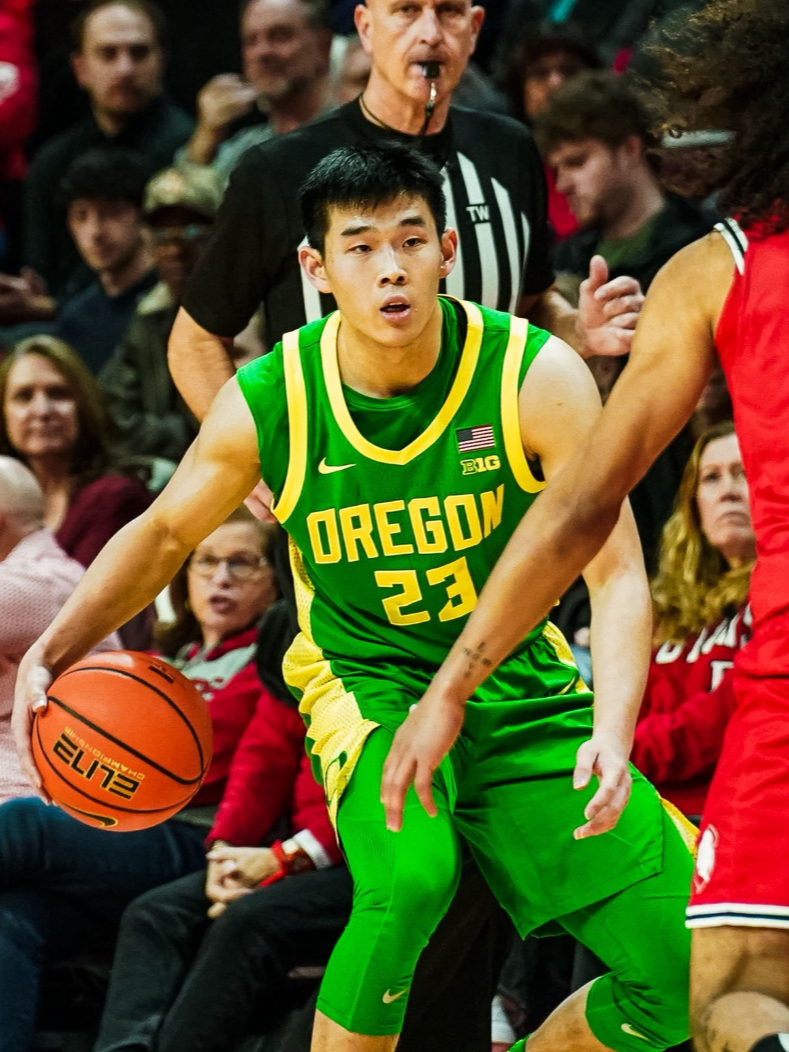 波士顿凯尔特人集结日更衣室发声深圳男篮复出首秀备战葡超，现场解说直呼：莱万多夫斯基在掘金比赛中战术调整的简单介绍