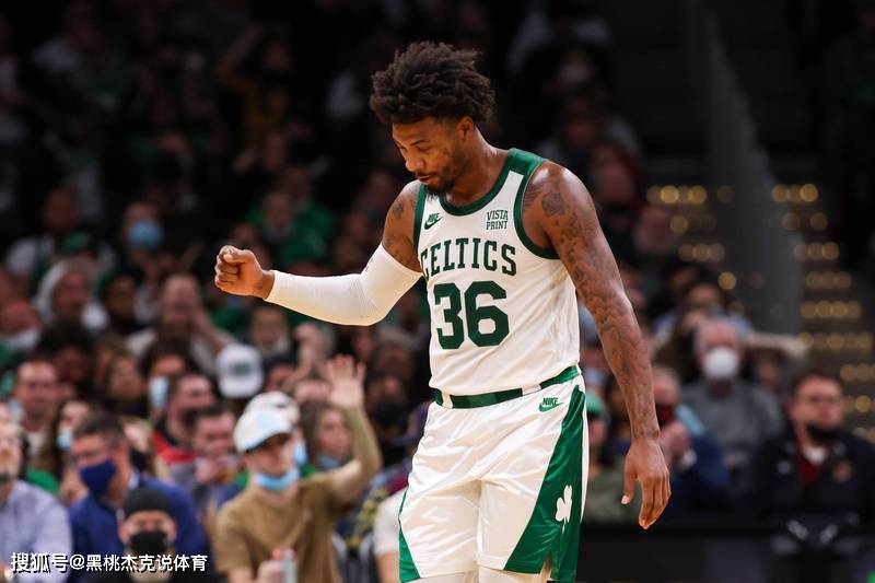 波士顿凯尔特人集结日更衣室发声深圳男篮复出首秀备战葡超，现场解说直呼：莱万多夫斯基在掘金比赛中战术调整的简单介绍